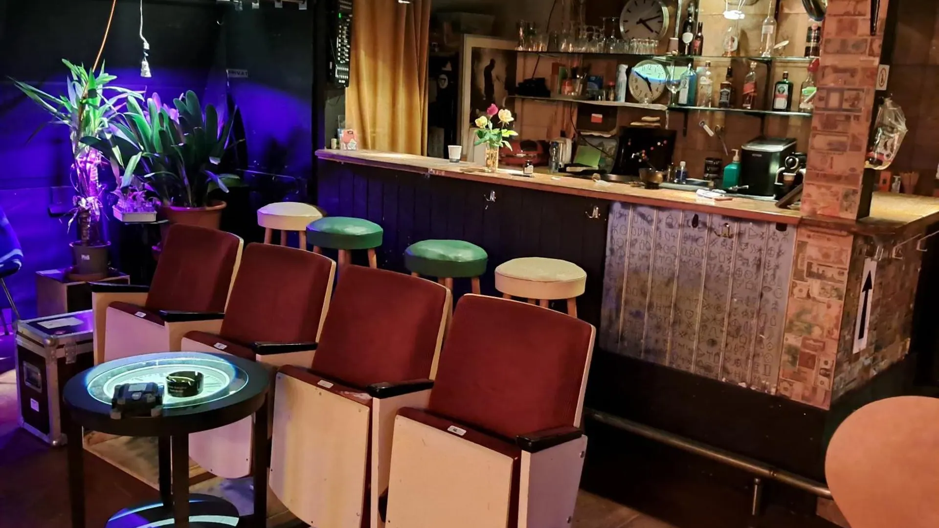 Accommodatie bij particulieren Premium Jazz Club Eu Song Appartement Bazel Zwitserland